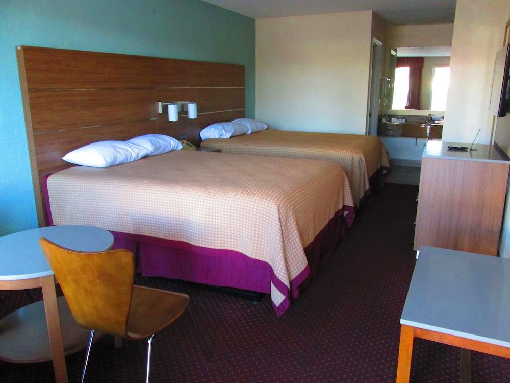 Regency Inn Near Boardwalk & Hurlburt Field Fort Walton Beach Exterior photo